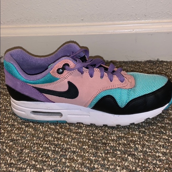 Nike Shoes - Kids Nike Air Max’s